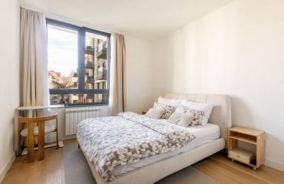 Rental of a bright 3-room apartment, 77 m², BW Eterna, Belgrade Waterfront, Belgrade, Serbia